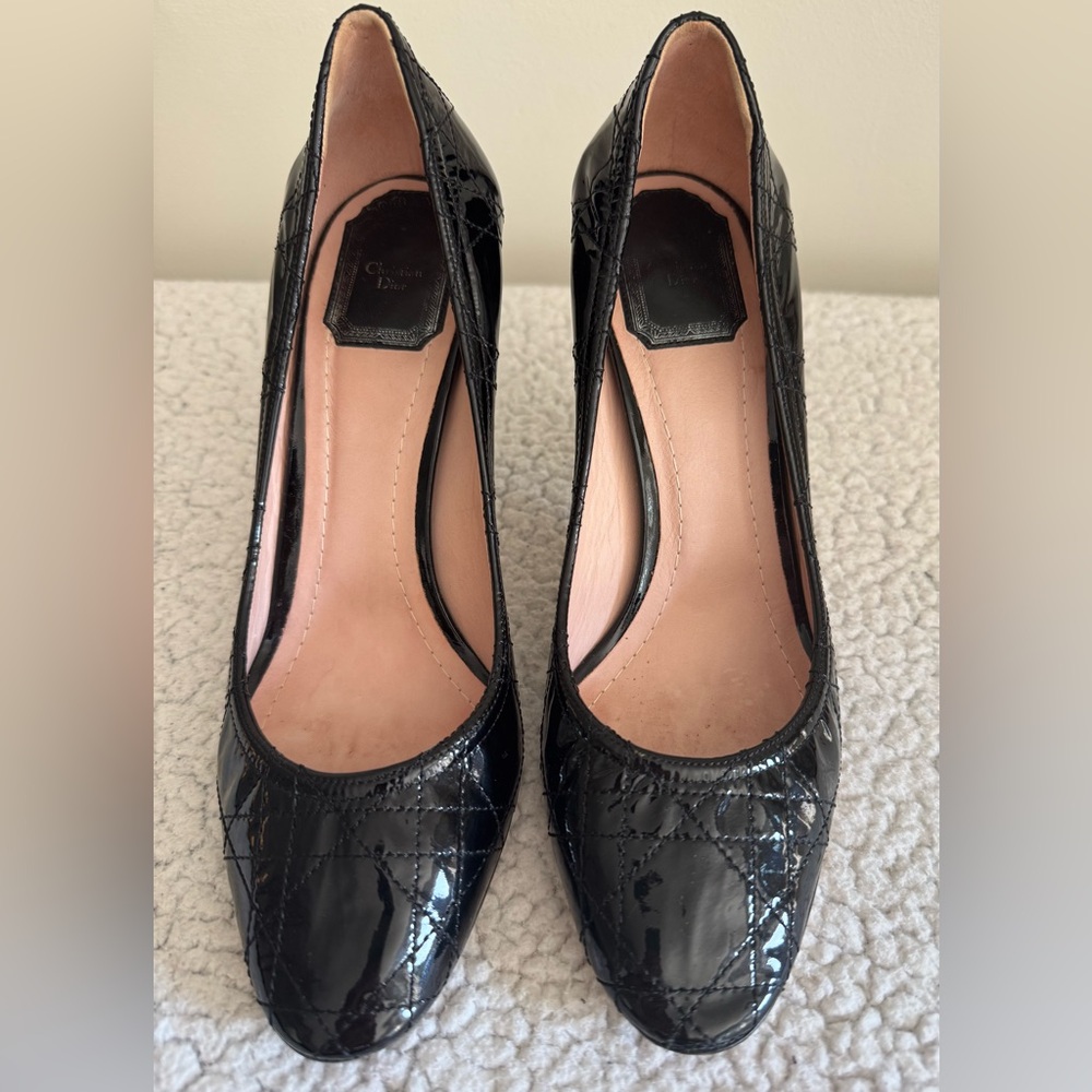 Dior Black Cannage Motif Quilted Patent Leather Pumps Size 39 (US 9)